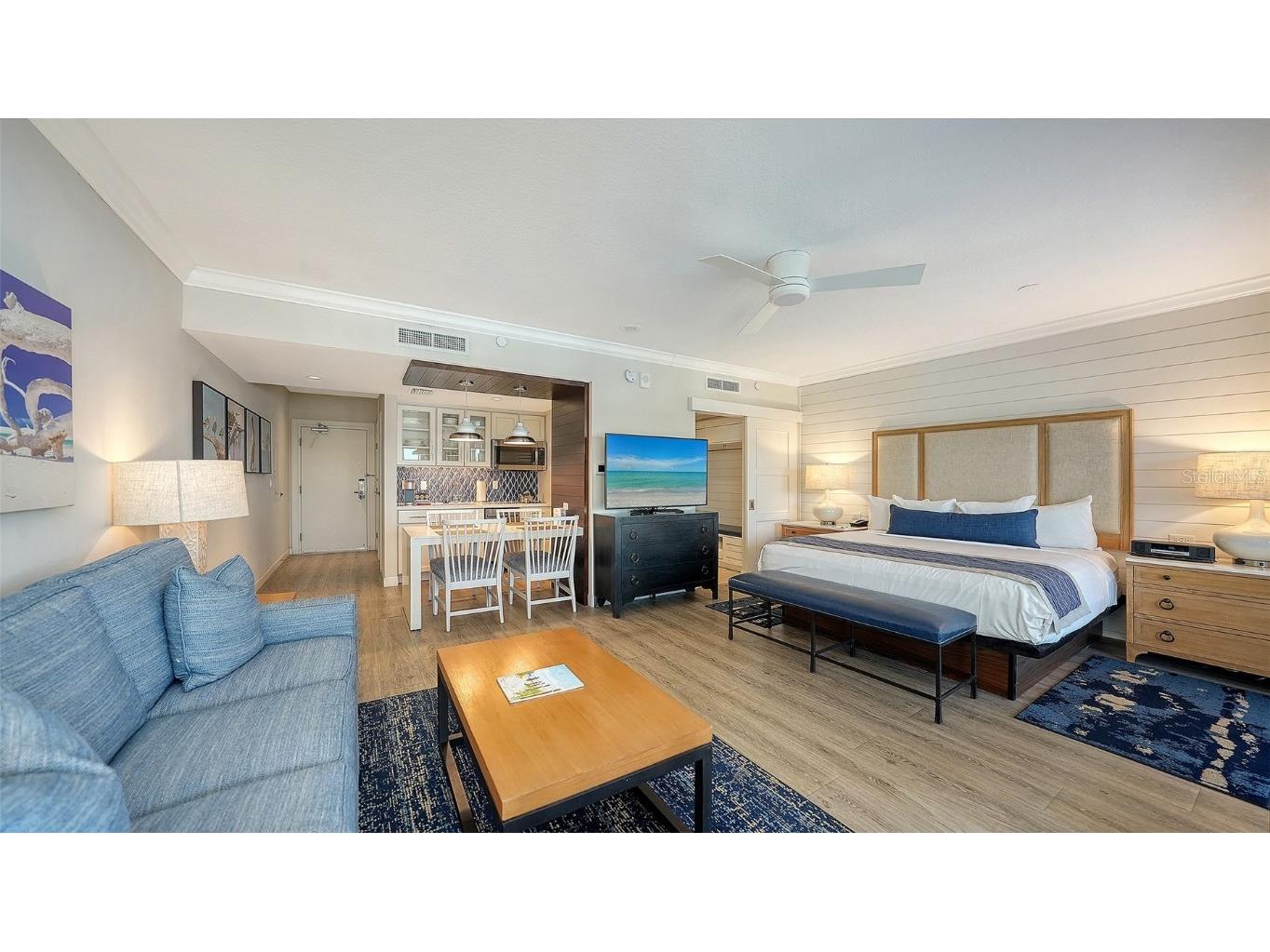 225 Sands Point Road #7205 Longboat Key FL 34228 A4676041 image5