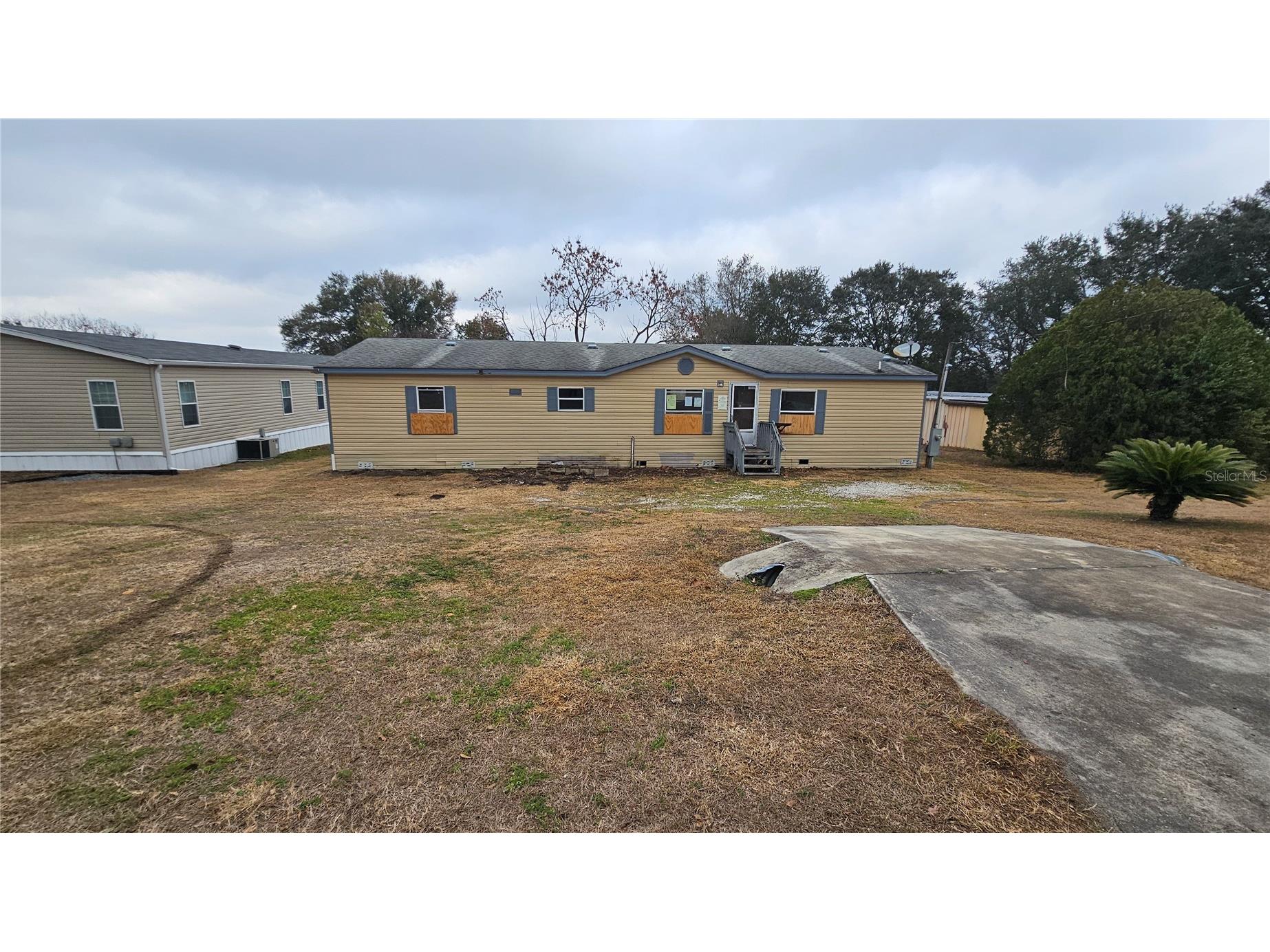 225 Skyline Drive Lady Lake FL 32159 G5107877 image1