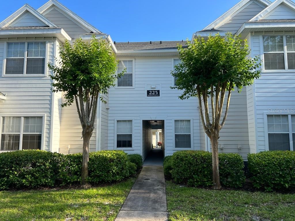 225 Southern Pecan Cir Circle #106 Winter Garden FL 34787 O6151262 image1