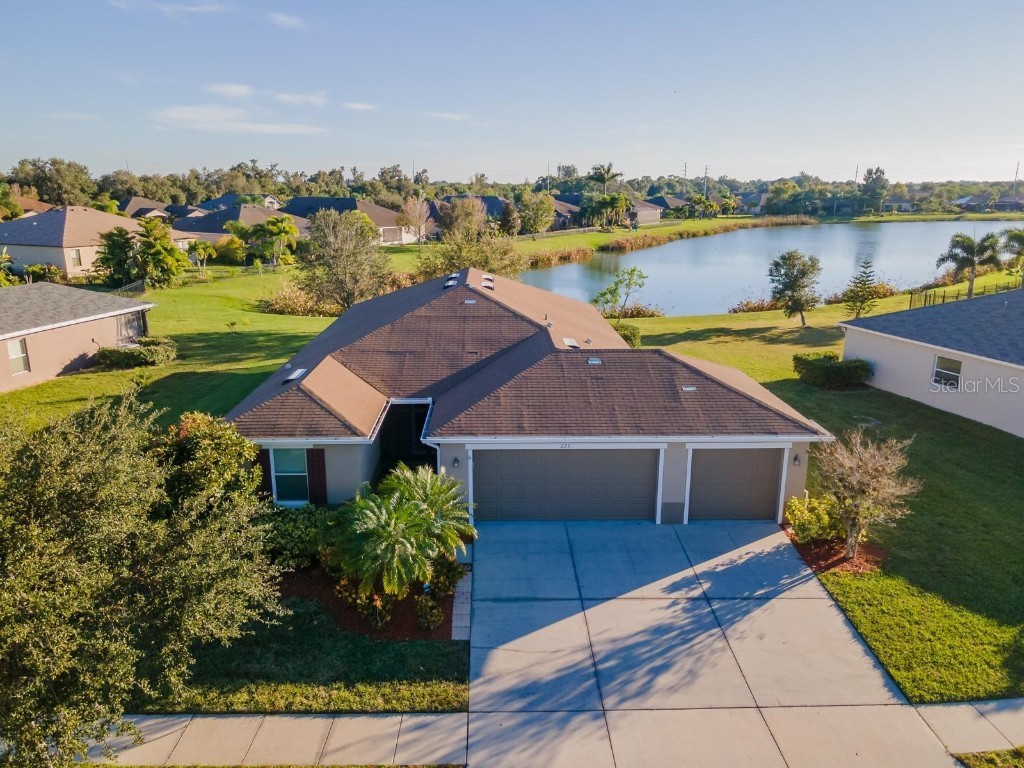 225 Star Shell Drive Apollo Beach FL 33572 T3499774 image1