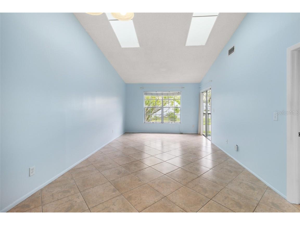 225 Sun Vista Court S Treasure Island FL 33706 TB8461294 image10