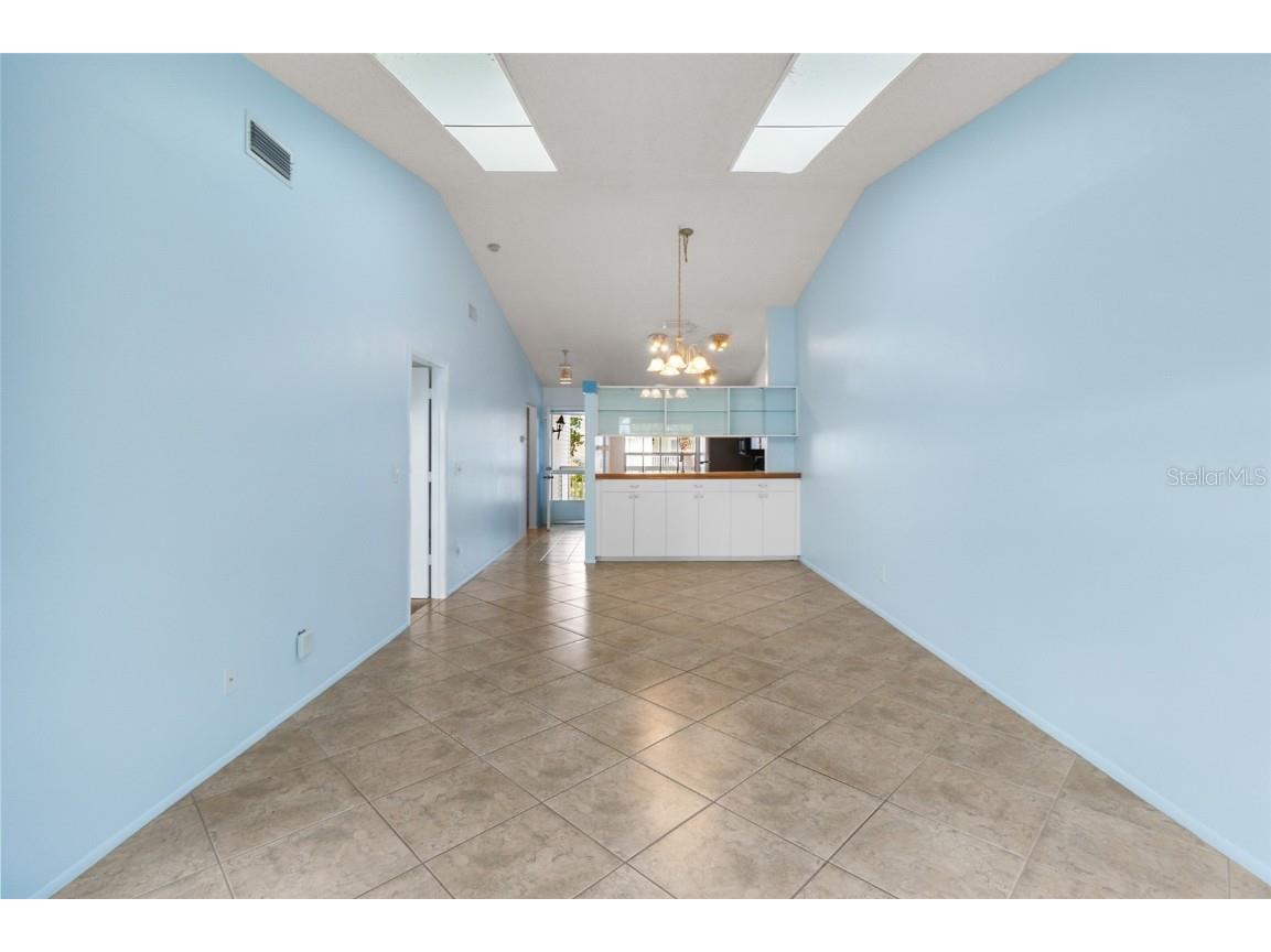 225 Sun Vista Court S Treasure Island FL 33706 TB8461294 image15