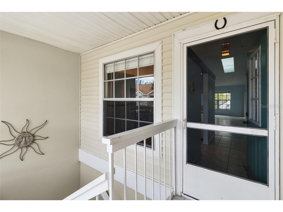 225 Sun Vista Court S Treasure Island FL 33706 TB8461294 image5