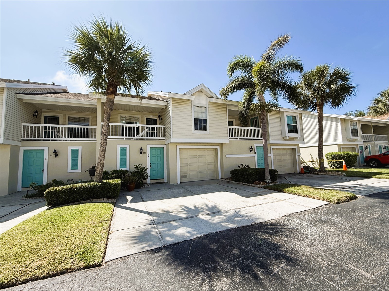 225 Sun Vista Court S Treasure Island FL 33706 TB8506792 image1