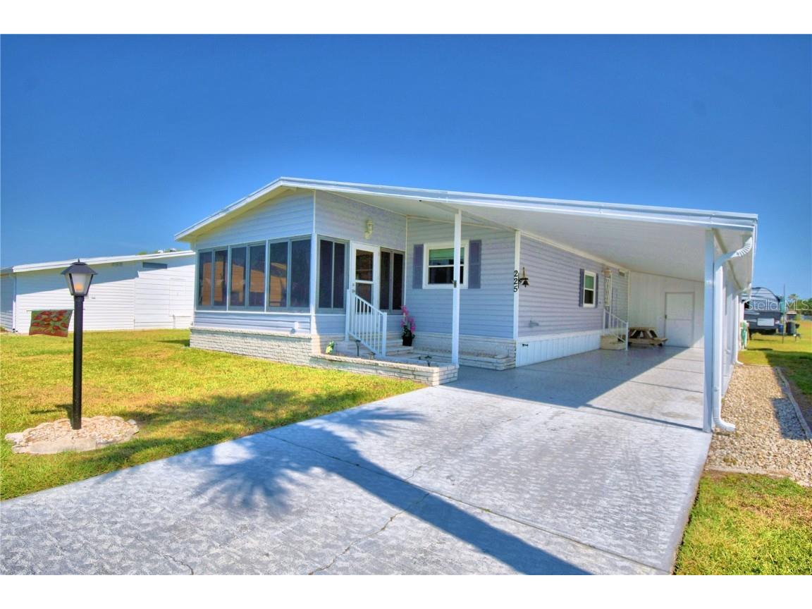 225 Sweet Circle Winter Haven FL 33884 P4930247 image1