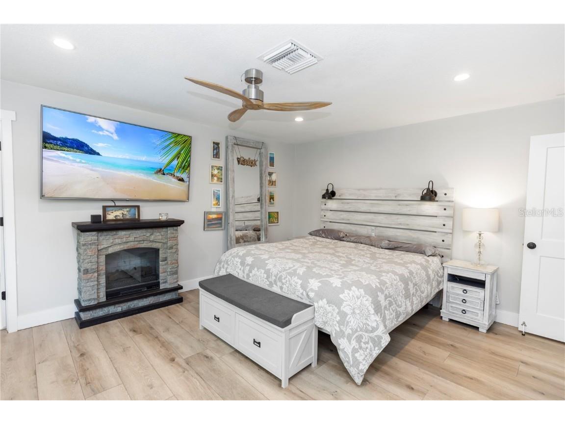 225 Temple Circle Eustis FL 32726 - LAKE EUSTIS CANAL O6315968 image16