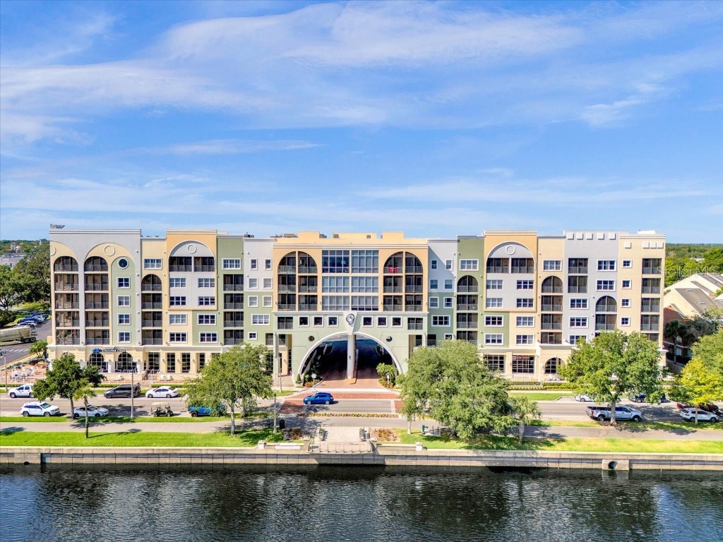 225 W Seminole Boulevard #402 Sanford FL 32771 - ST JOHNS RIVER LAKE MONROE O6210888 image1