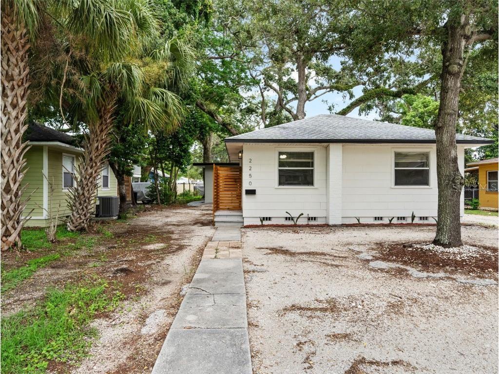 2250 22nd Street S Saint Petersburg FL 33712 T3529559 image1