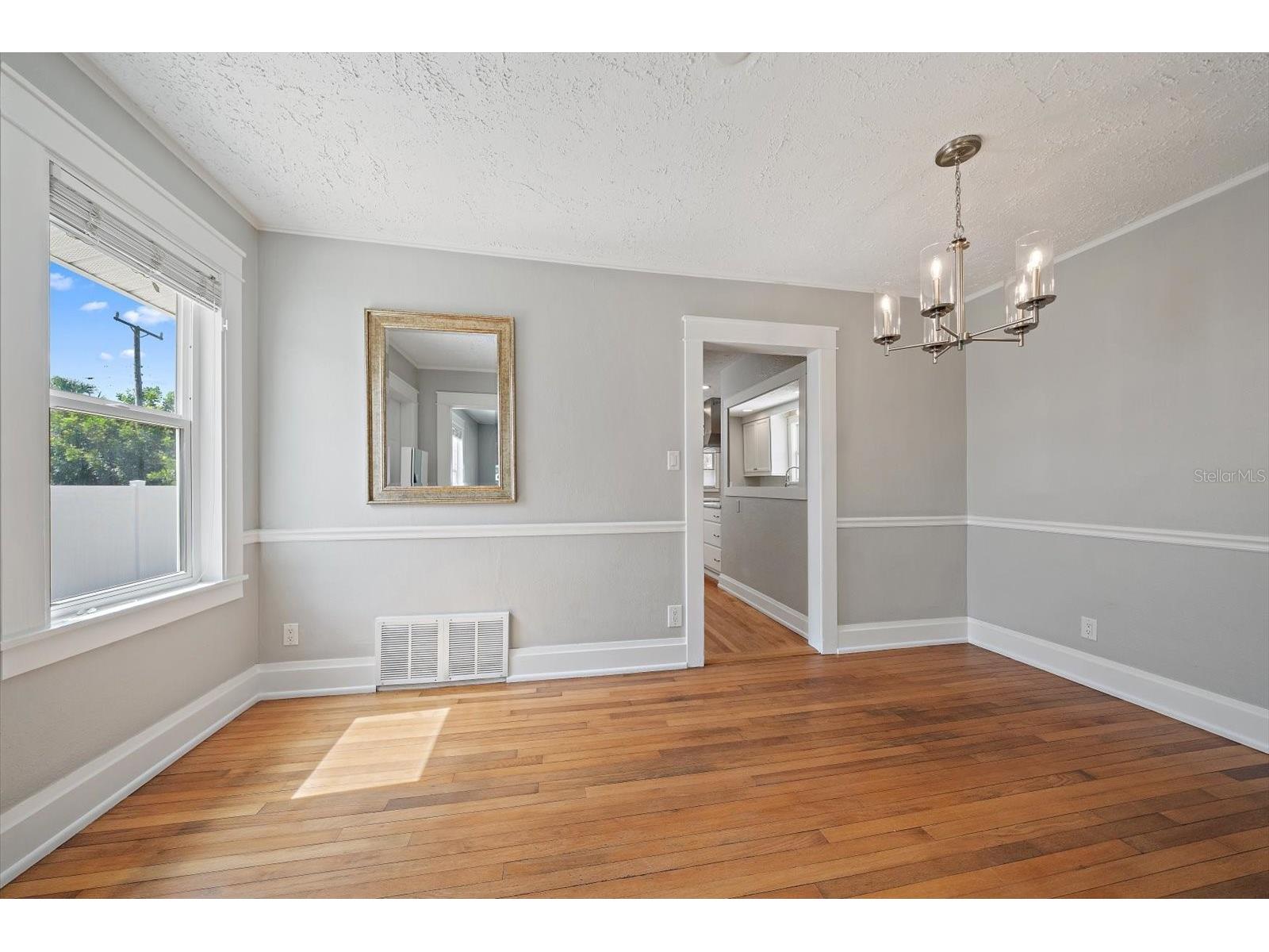2250 Arlington Street Sarasota FL 34239 A4698119 image16