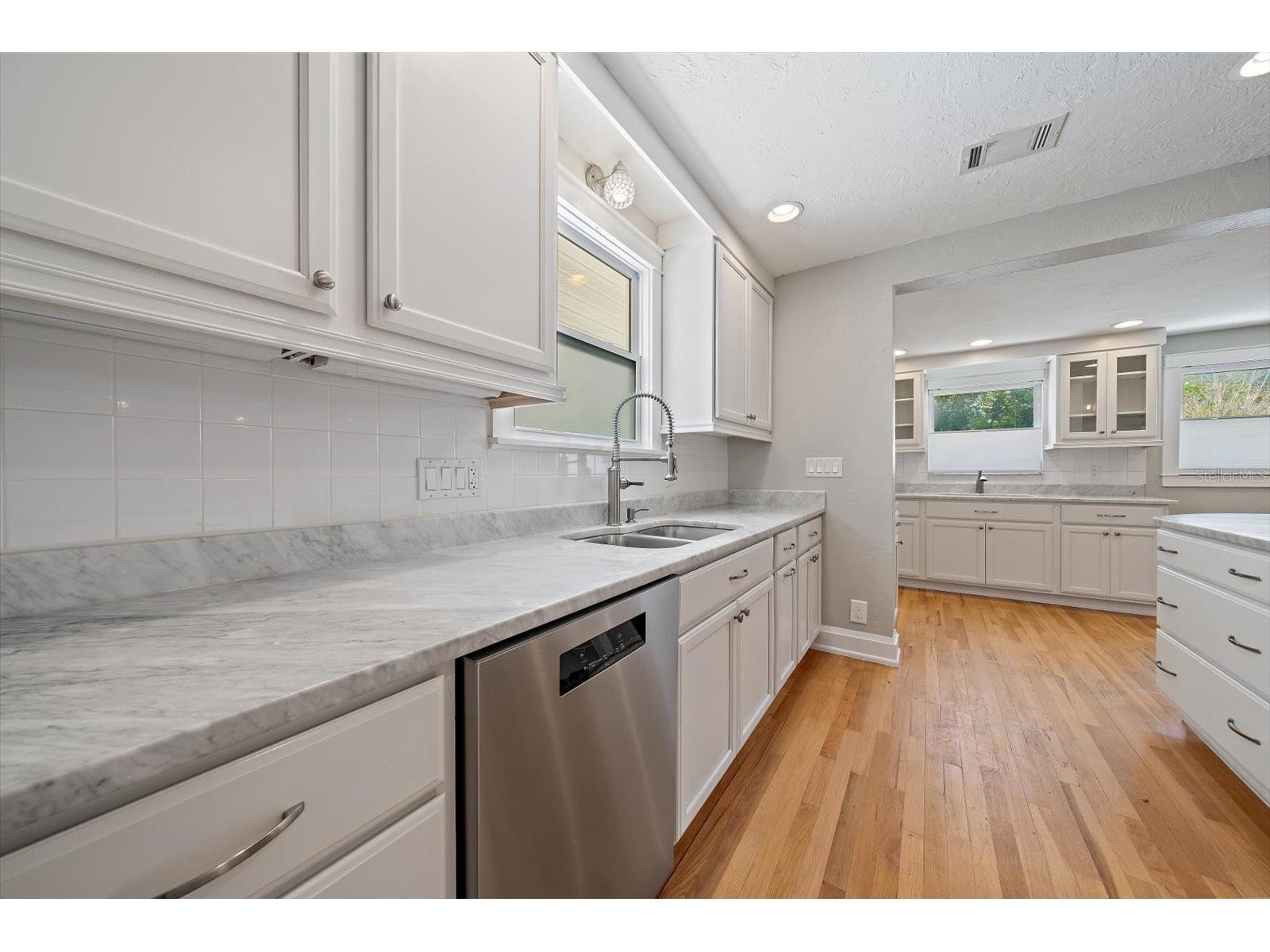 2250 Arlington Street Sarasota FL 34239 A4698119 image19