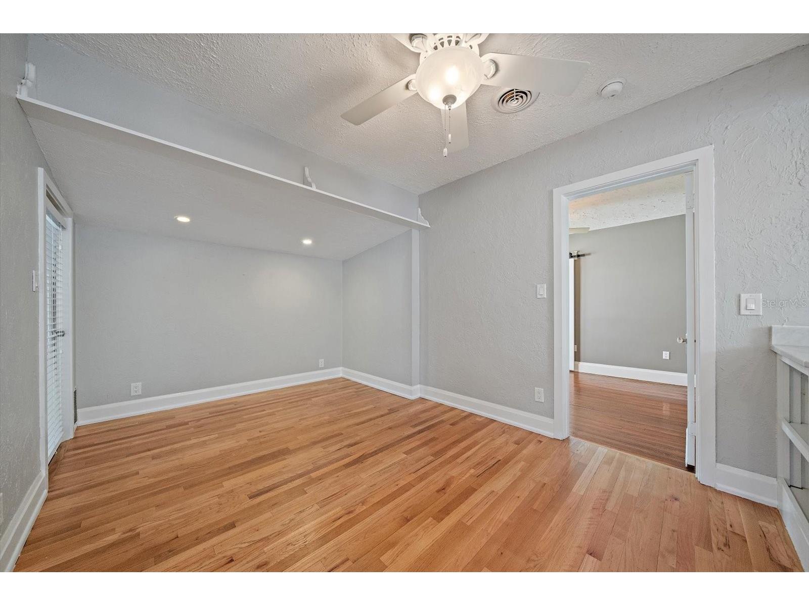 2250 Arlington Street Sarasota FL 34239 A4698119 image26