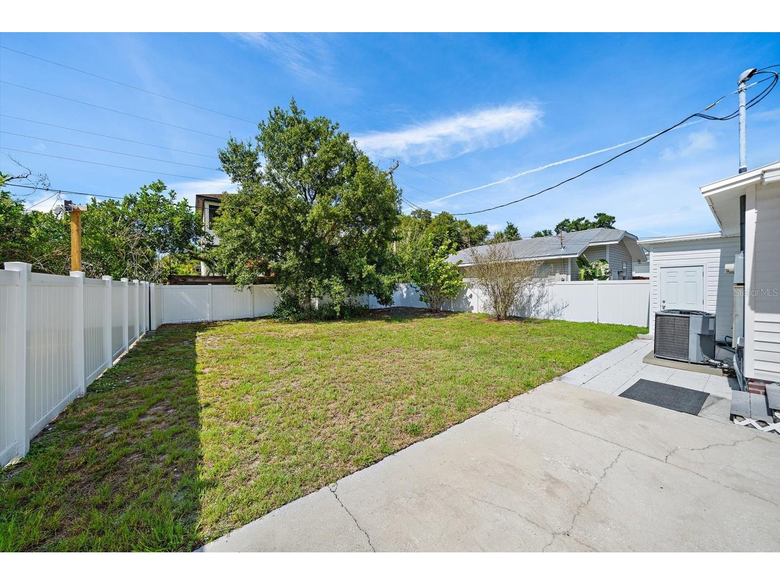 2250 Arlington Street Sarasota FL 34239 A4698119 image32