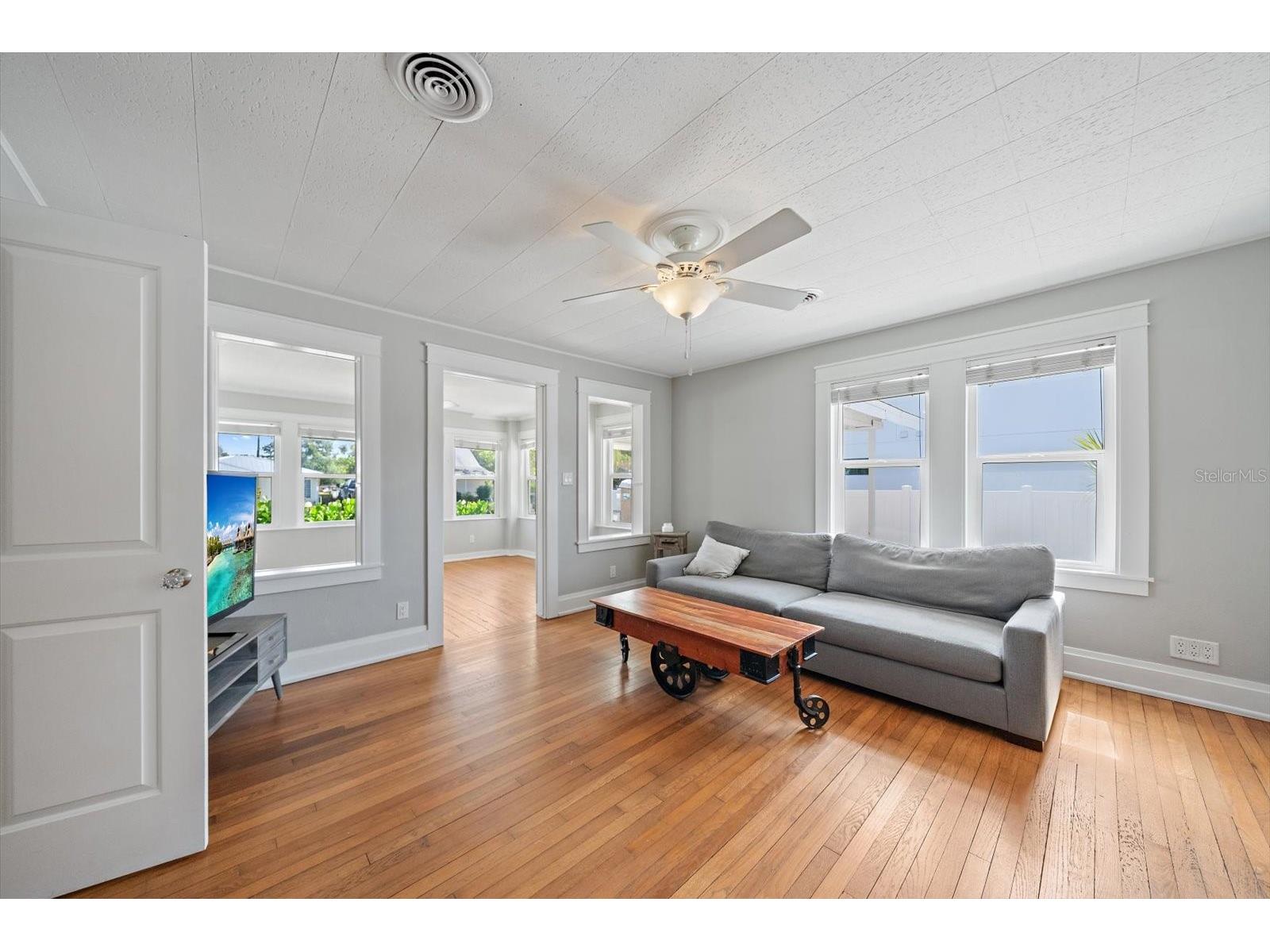 2250 Arlington Street Sarasota FL 34239 A4698119 image9