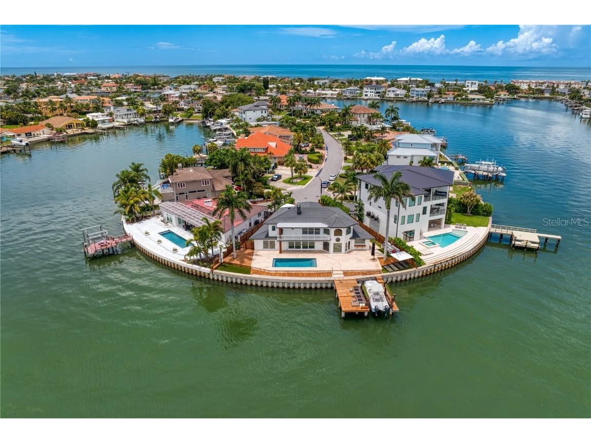 2250 Donato Drive Belleair Beach FL 33786 TB8379196 image16