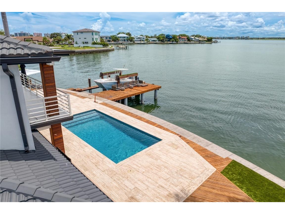 2250 Donato Drive Belleair Beach FL 33786 TB8379196 image32