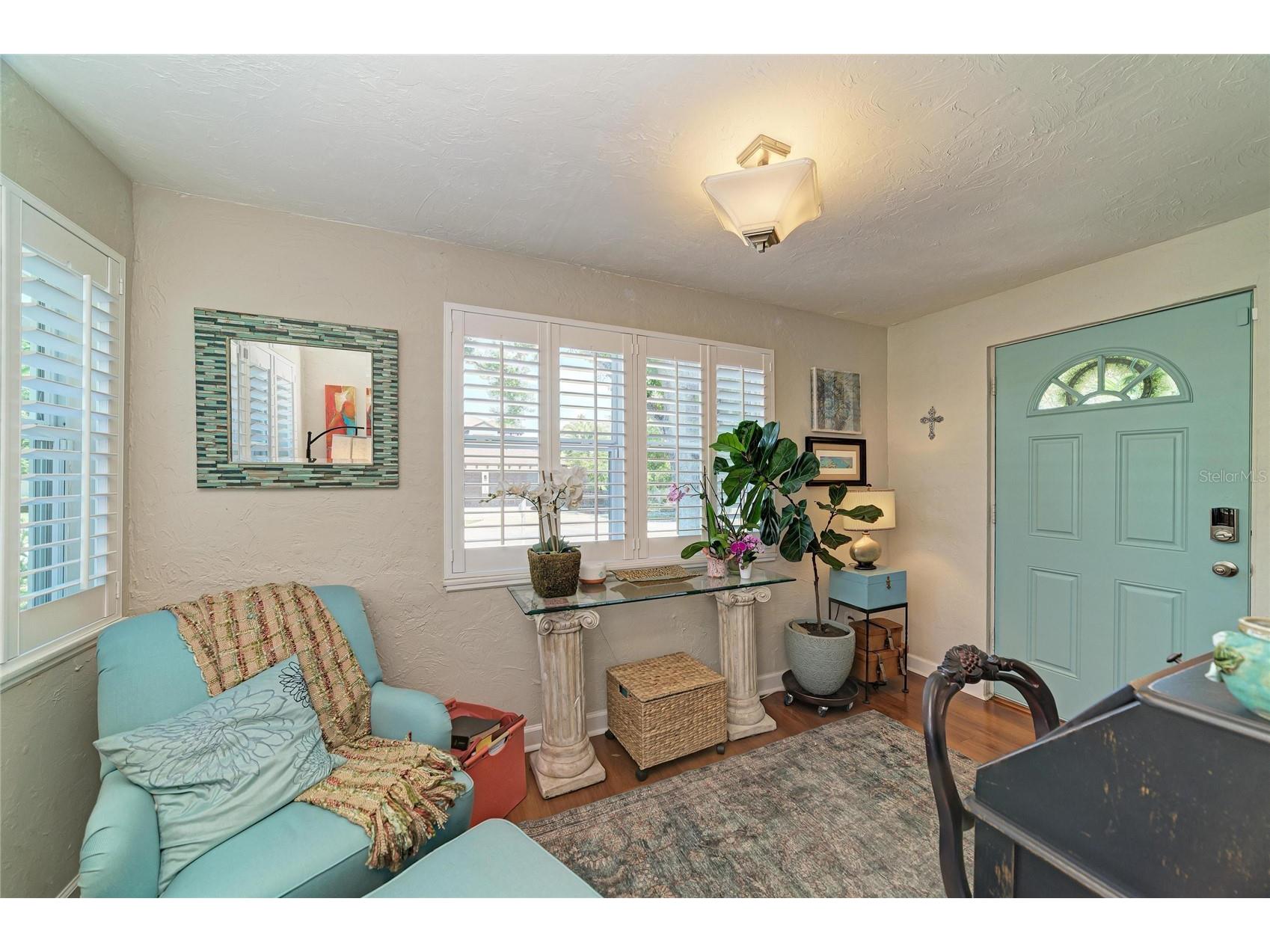 2250 Hillview Street Sarasota FL 34239 A4694827 image18