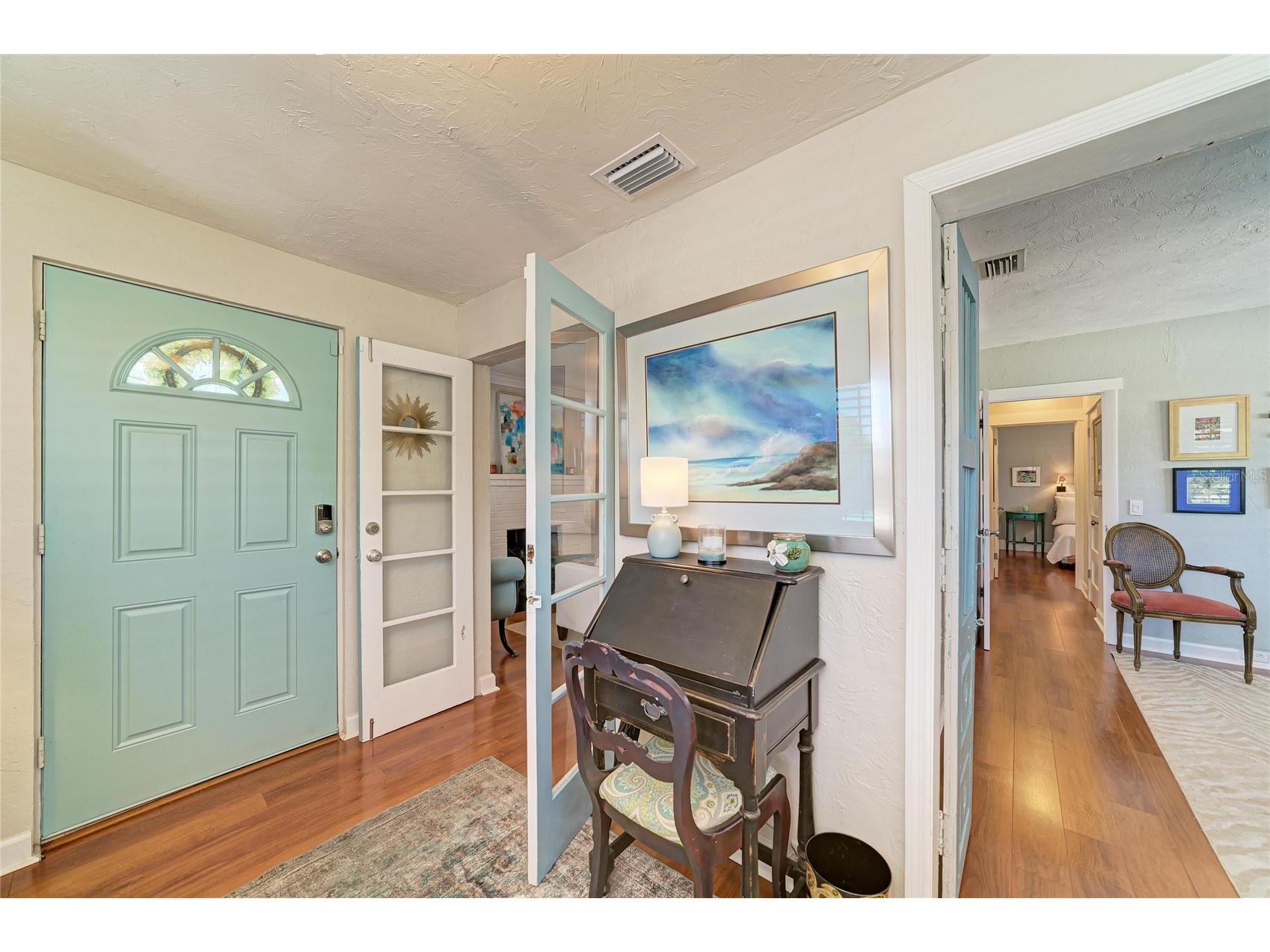 2250 Hillview Street Sarasota FL 34239 A4694827 image20