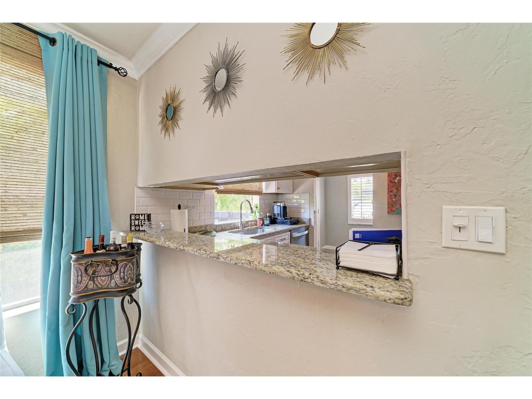 2250 Hillview Street Sarasota FL 34239 A4694827 image31
