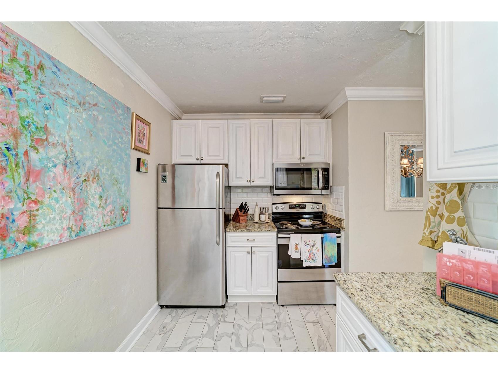 2250 Hillview Street Sarasota FL 34239 A4694827 image36