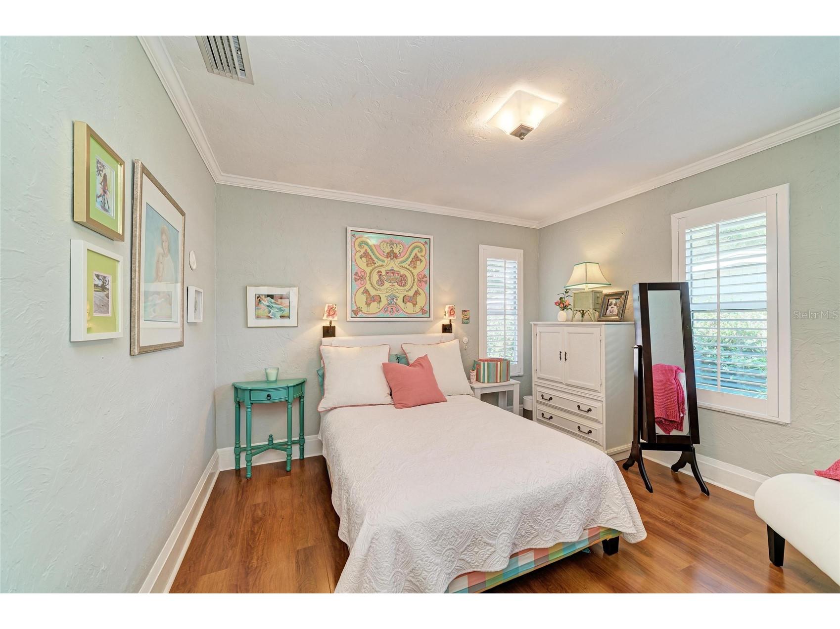 2250 Hillview Street Sarasota FL 34239 A4694827 image38