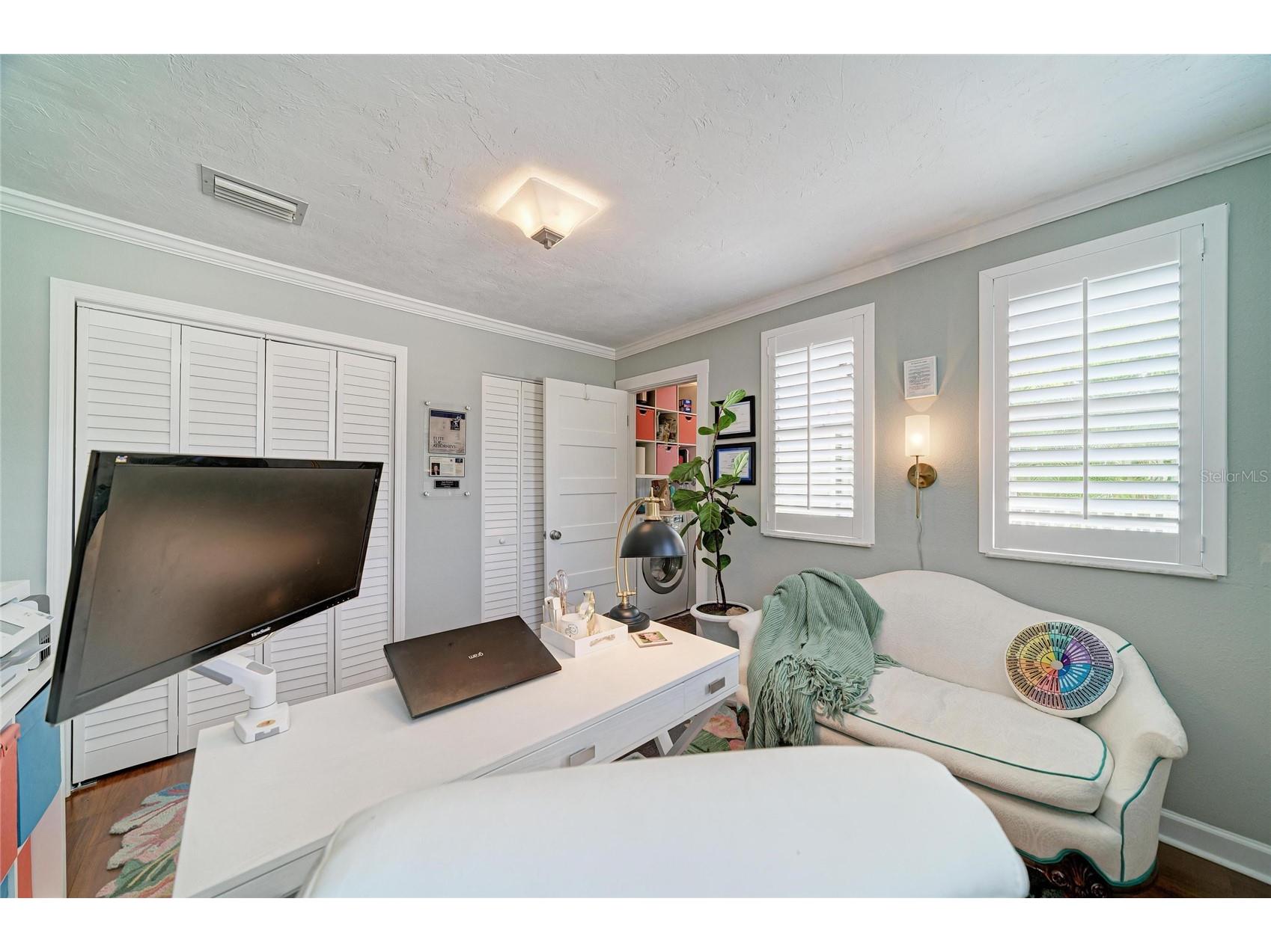 2250 Hillview Street Sarasota FL 34239 A4694827 image49