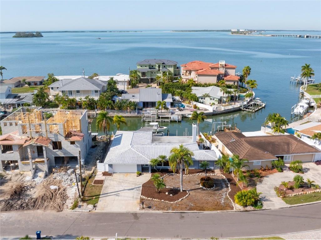 2250 Lagoon Drive Dunedin FL 34698 TB8440520 image2