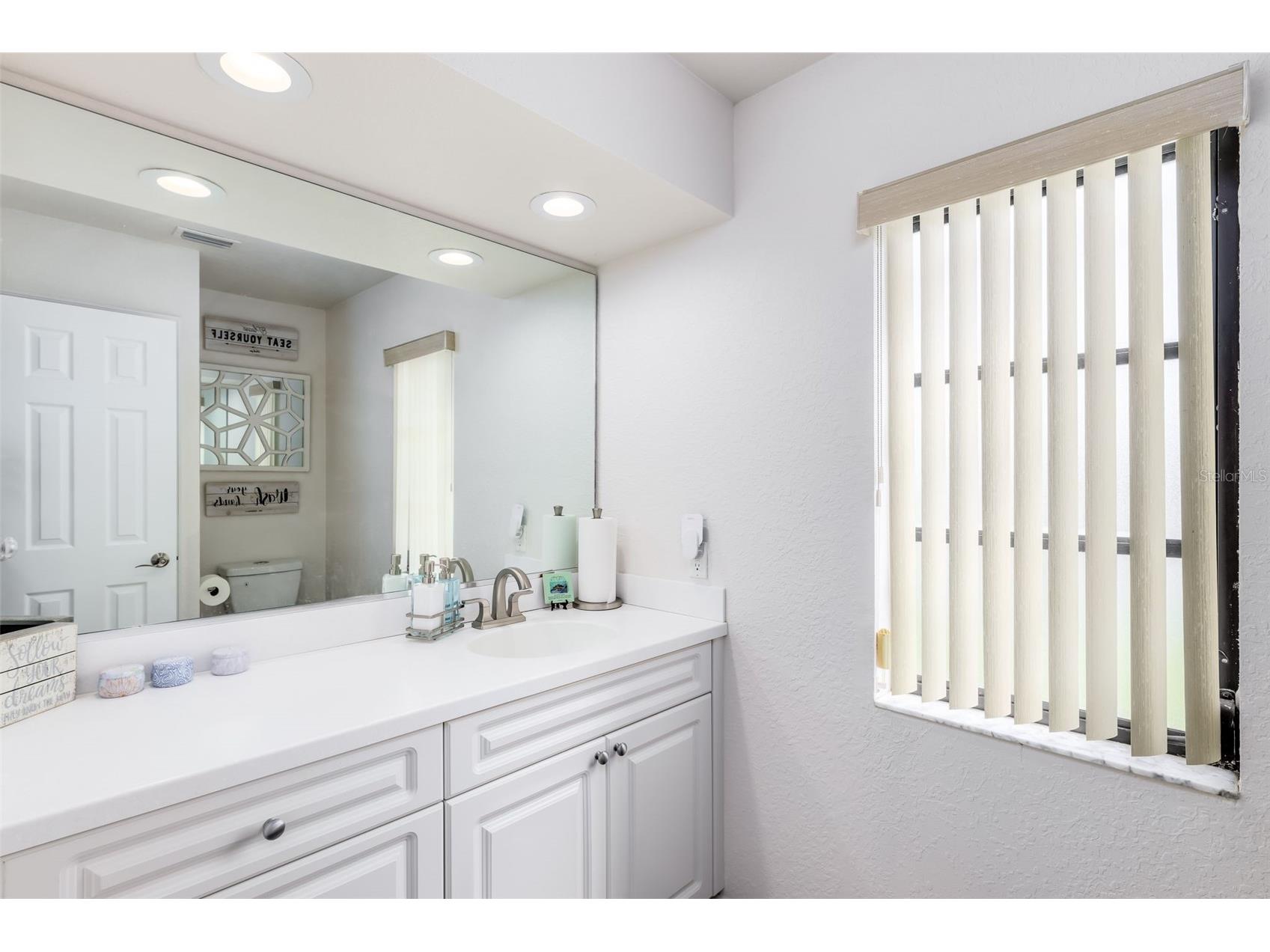 2250 Rio De Janeiro Avenue Punta Gorda FL 33983 C7528027 image20