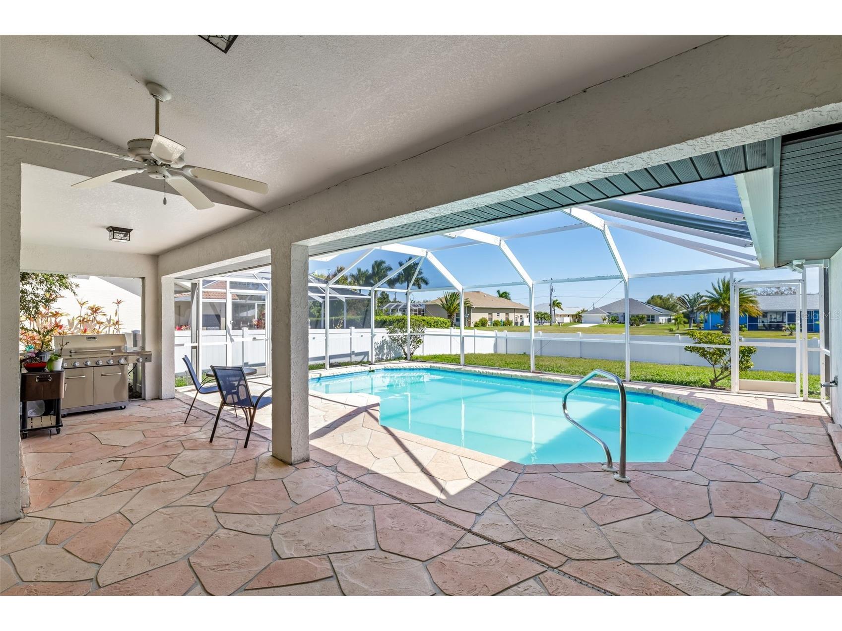2250 Rio De Janeiro Avenue Punta Gorda FL 33983 C7528027 image23