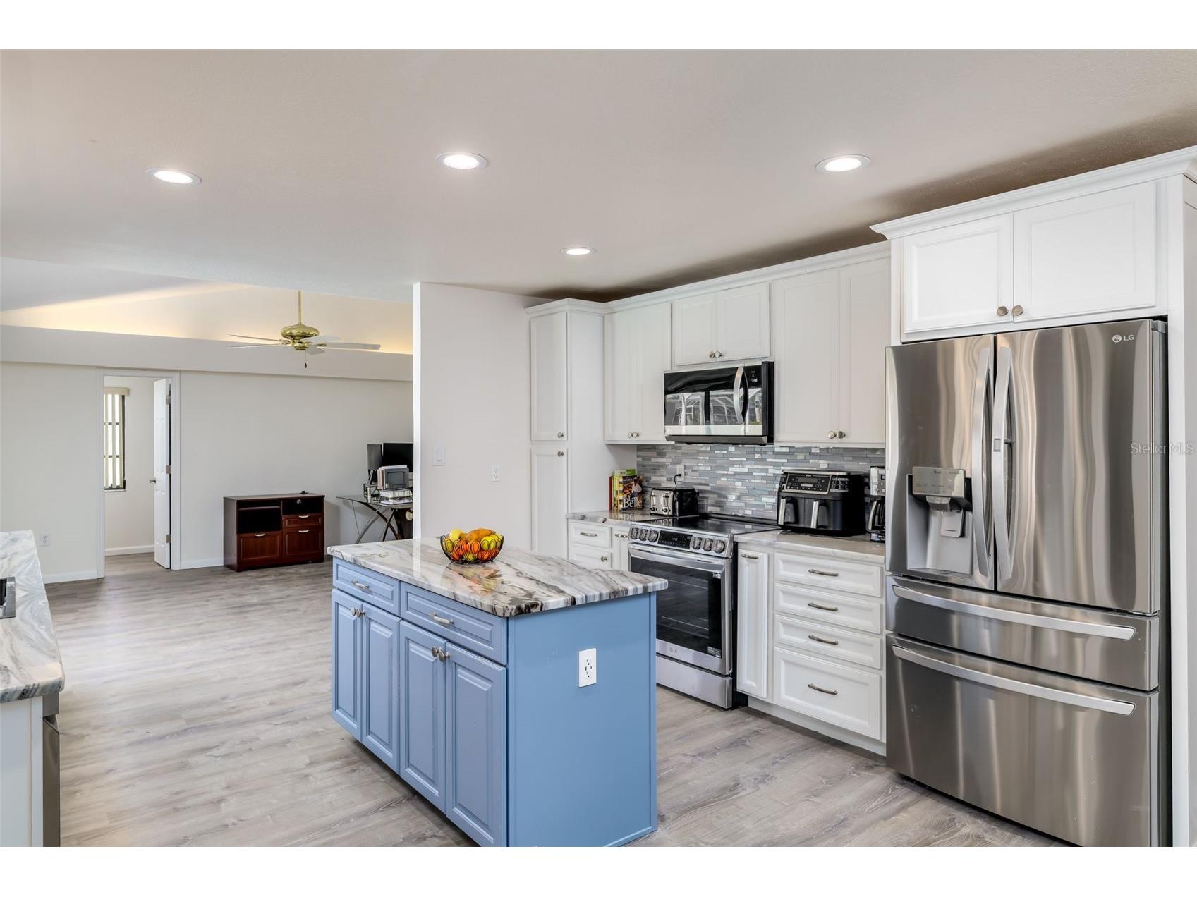 2250 Rio De Janeiro Avenue Punta Gorda FL 33983 C7528027 image9