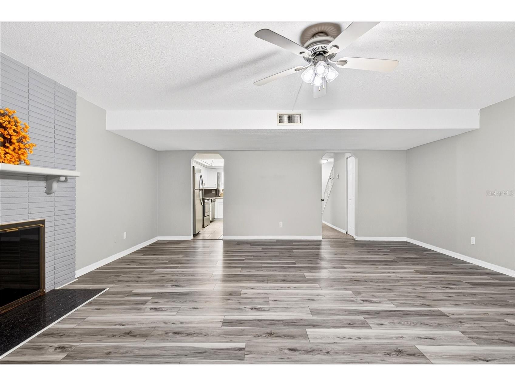 2250 S Palmetto Avenue #J-5 South Daytona FL 32119 FC318664 image11