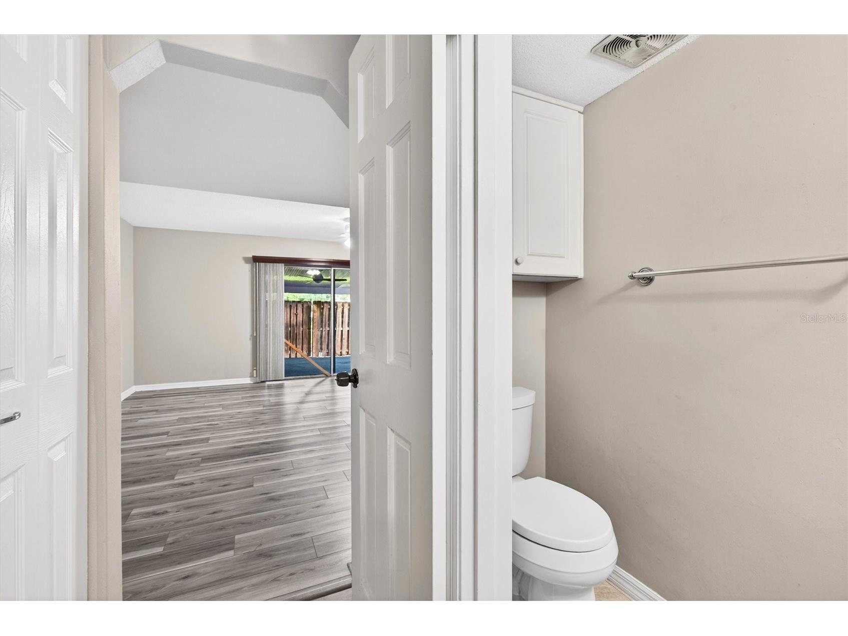 2250 S Palmetto Avenue #J-5 South Daytona FL 32119 FC318664 image16