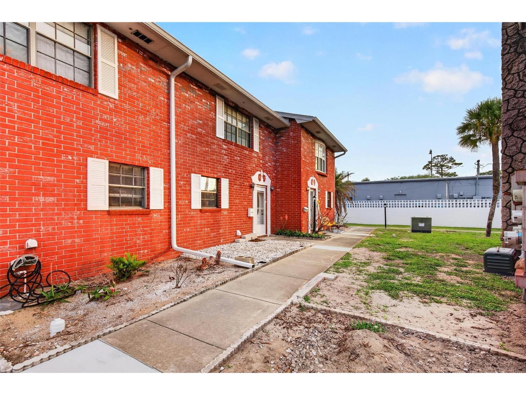 2250 S Palmetto Avenue #J-5 South Daytona FL 32119 FC318664 image38