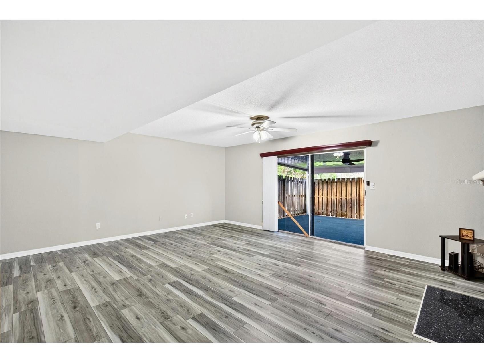 2250 S Palmetto Avenue #J-5 South Daytona FL 32119 FC318664 image9