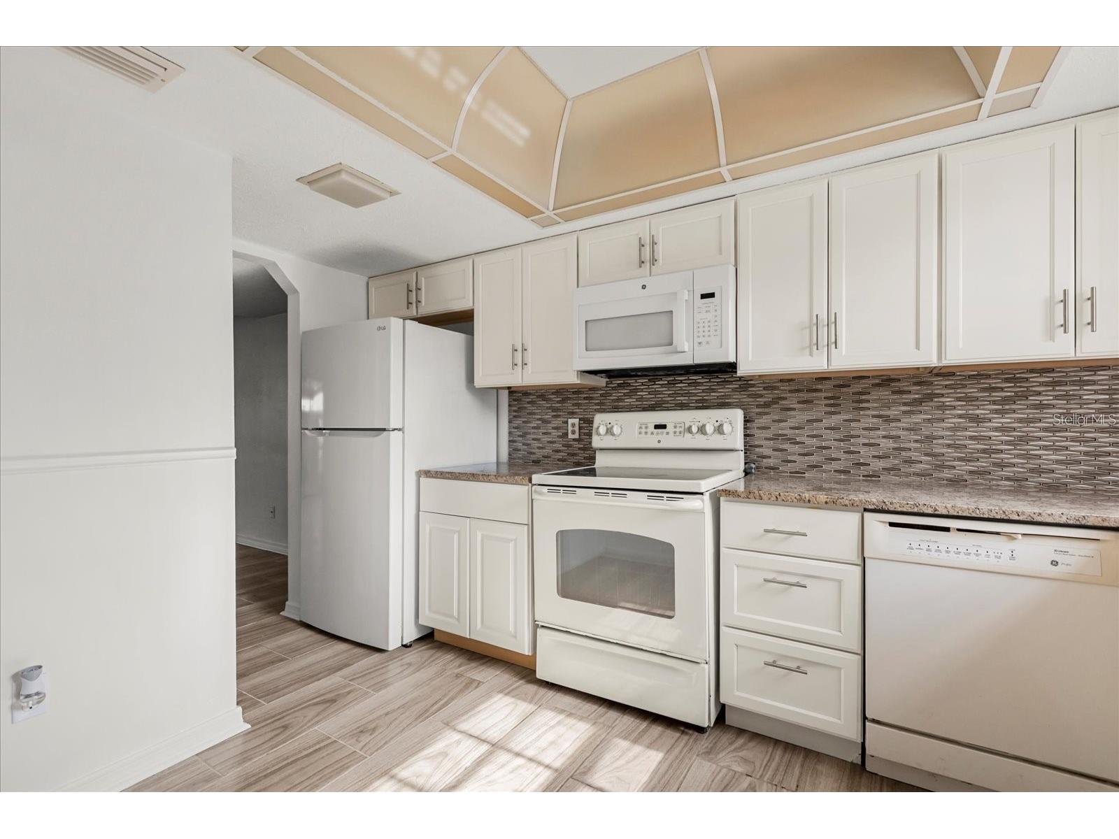 2250 S Palmetto Avenue #I-11 Daytona Beach FL 32119 S5144327 image9