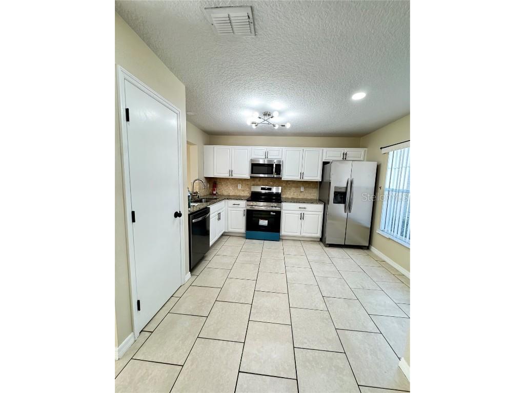 2251 Cypress Knee Loop Kissimmee FL 34743 O6342263 image2