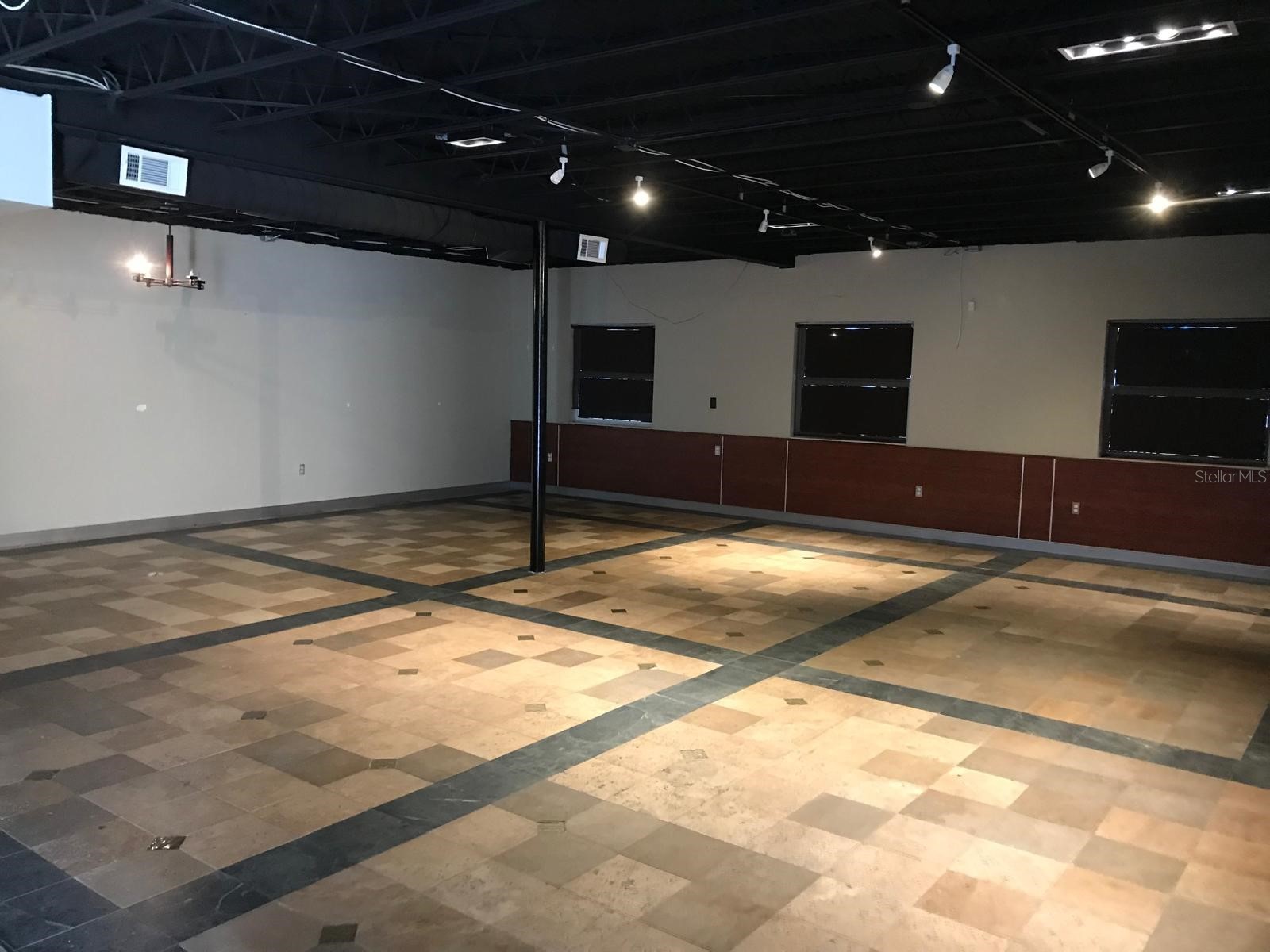 2251 Grand Avenue Fort Myers FL 33901 TB8515169 image11