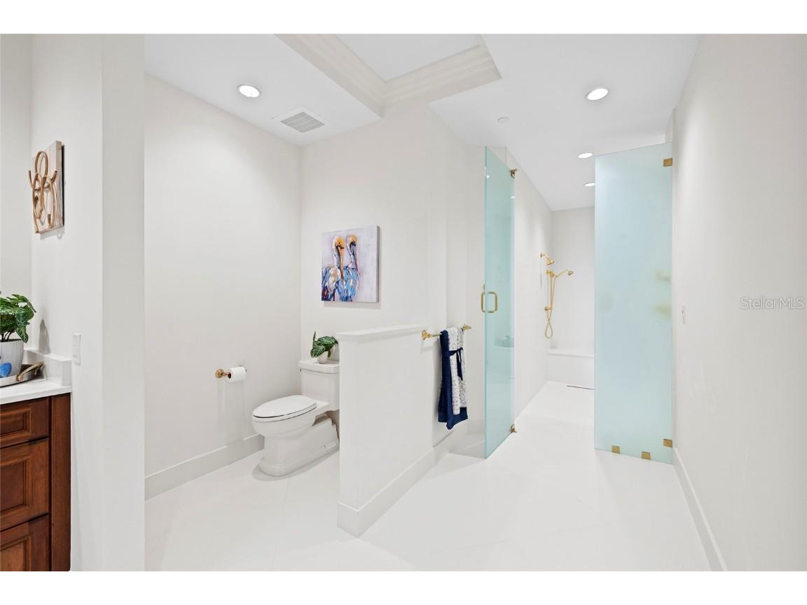 2251 Gulf Of Mexico Drive #301 Longboat Key FL 34228 - GULF OF MEXICO A4658325 image45