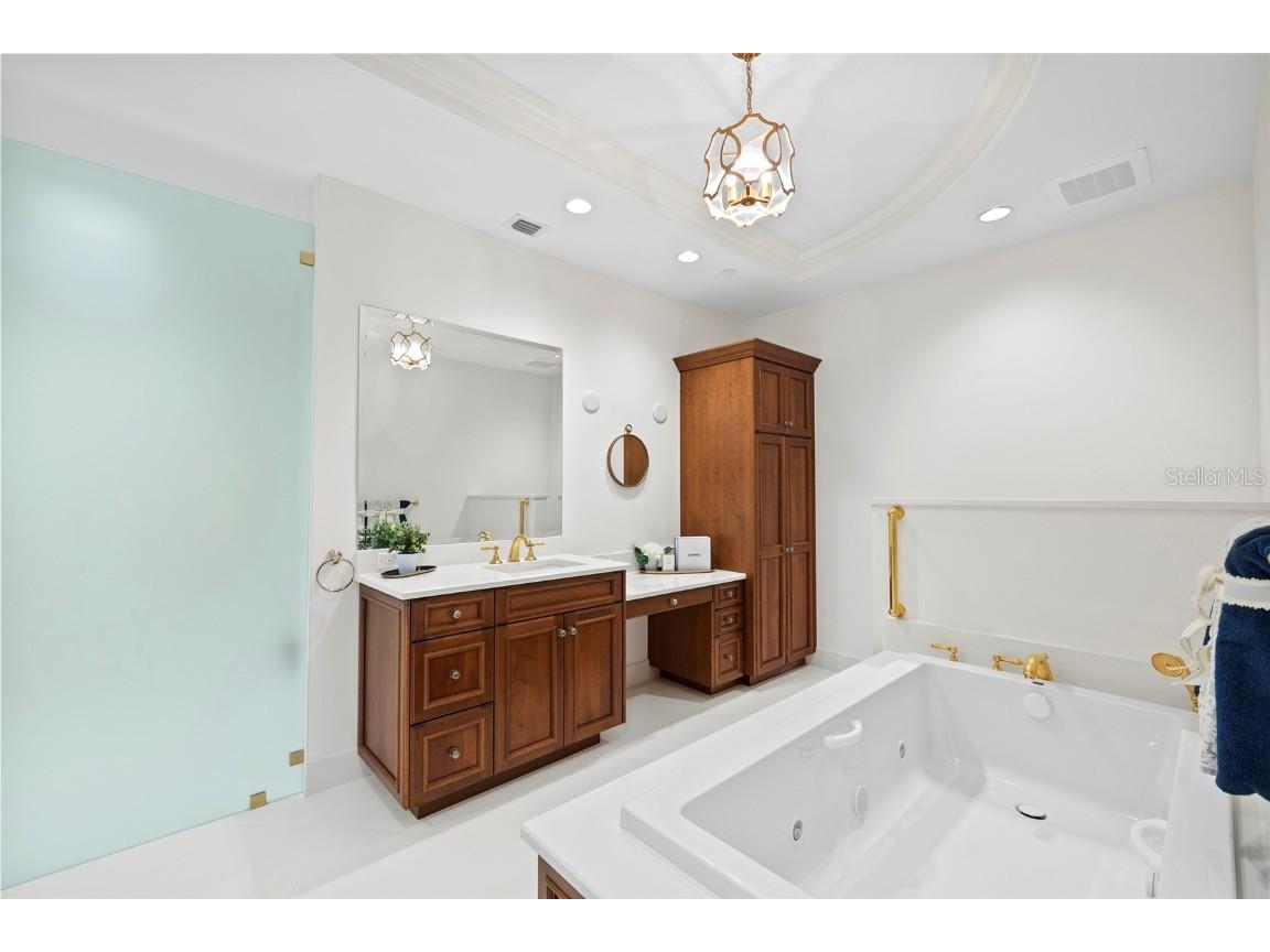 2251 Gulf Of Mexico Drive #301 Longboat Key FL 34228 - GULF OF MEXICO A4658325 image48