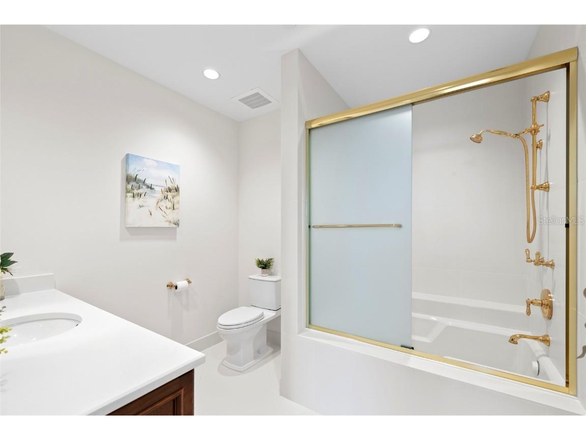 2251 Gulf Of Mexico Drive #301 Longboat Key FL 34228 - GULF OF MEXICO A4658325 image58