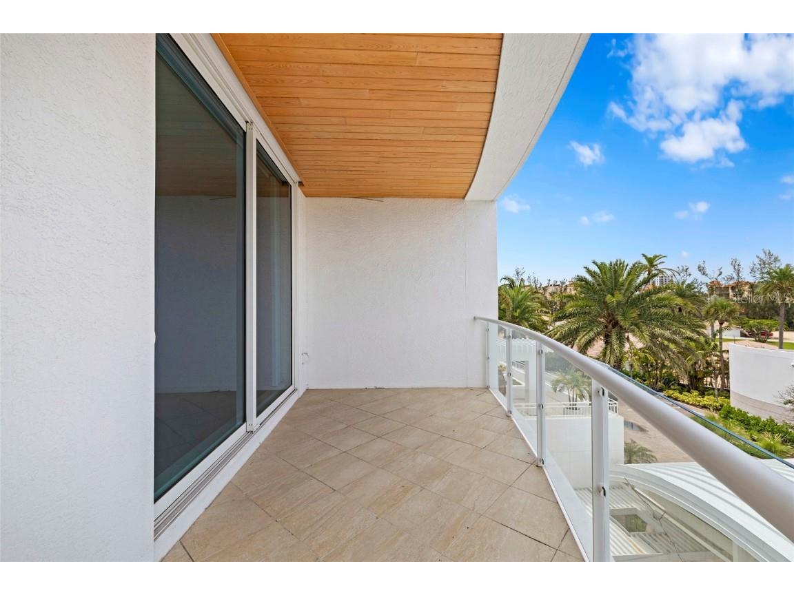 2251 Gulf Of Mexico Drive #301 Longboat Key FL 34228 - GULF OF MEXICO A4658325 image65