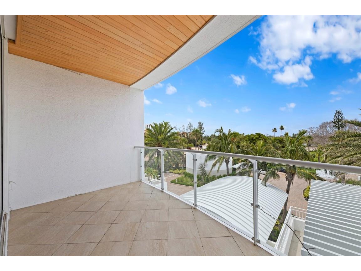 2251 Gulf Of Mexico Drive #301 Longboat Key FL 34228 - GULF OF MEXICO A4658325 image66