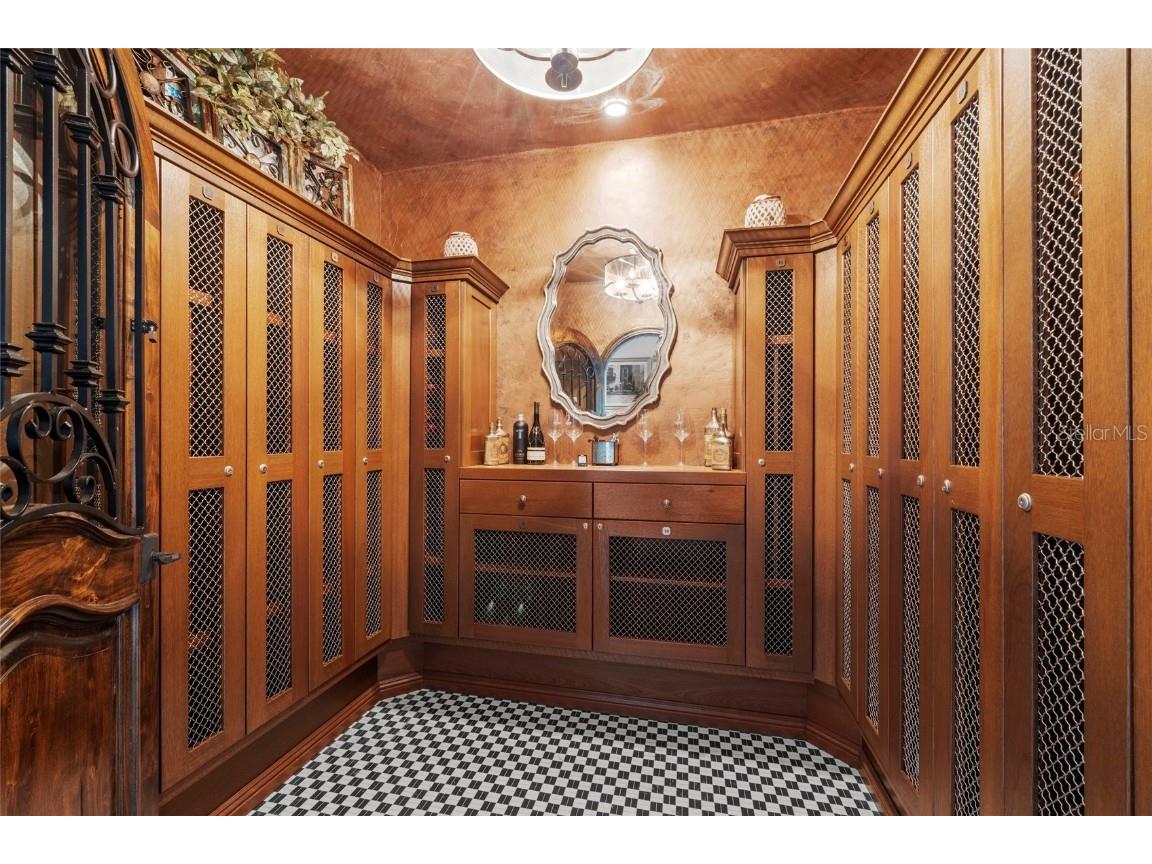 2251 Gulf Of Mexico Drive #301 Longboat Key FL 34228 - GULF OF MEXICO A4658325 image89