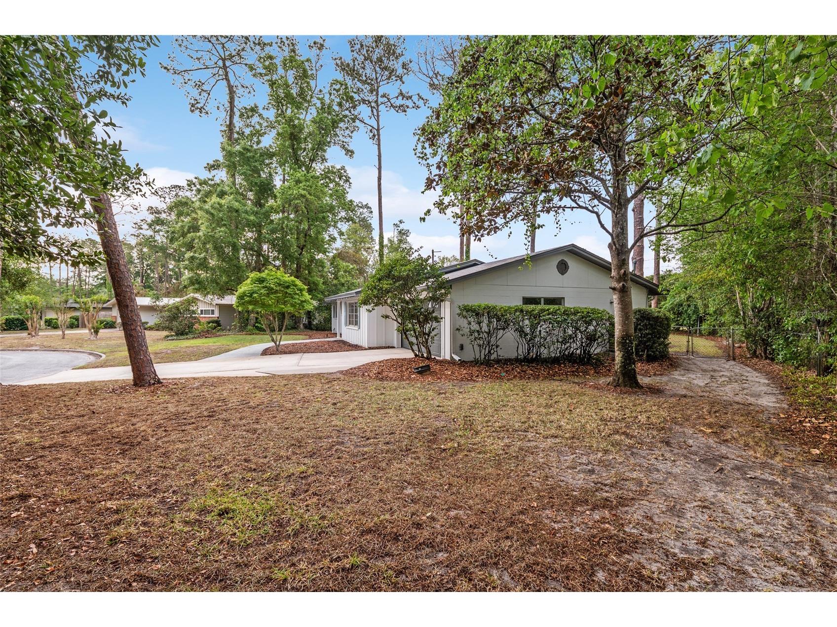 2251 NW 20th Court Gainesville FL 32605 GC540423 image50