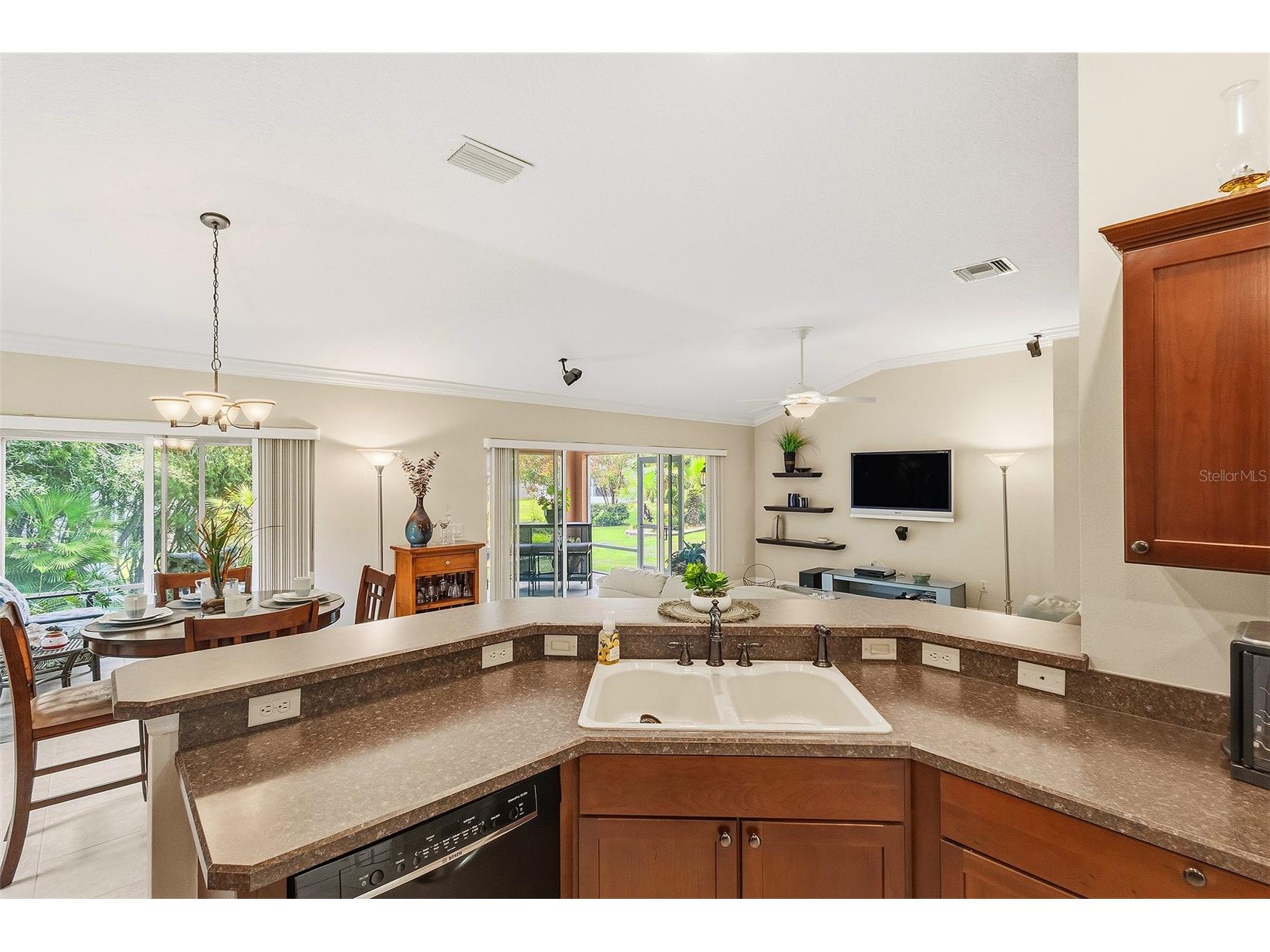 2252 Central Street The Villages FL 32162 G5114429 image7