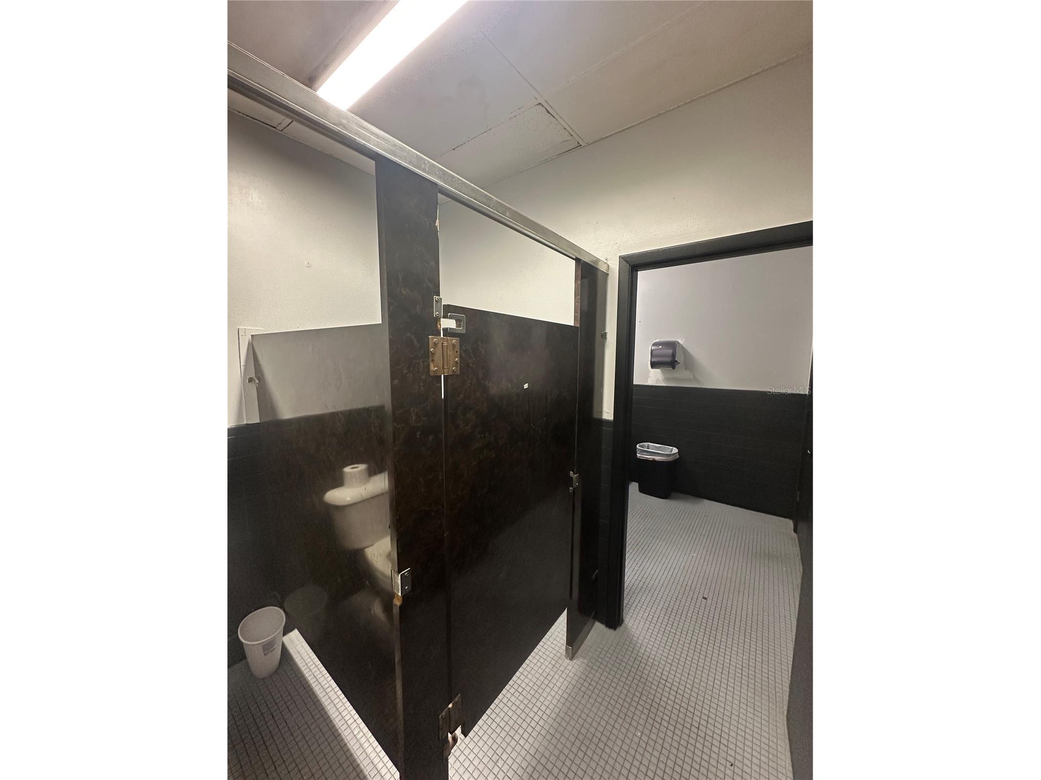 2252 S Tamiami Trail Venice FL 34293 A4684596 image17