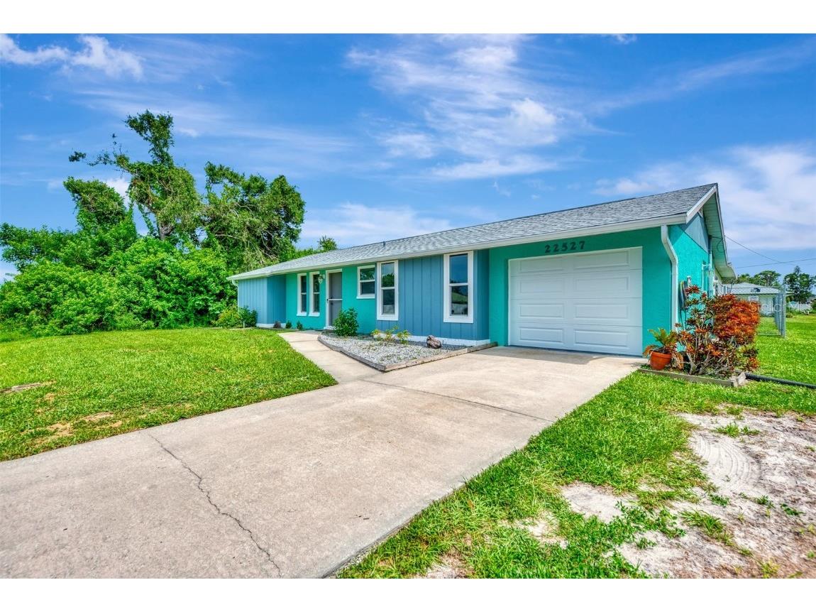 22527 Utica Avenue Punta Gorda FL 33980 D6131853 image1