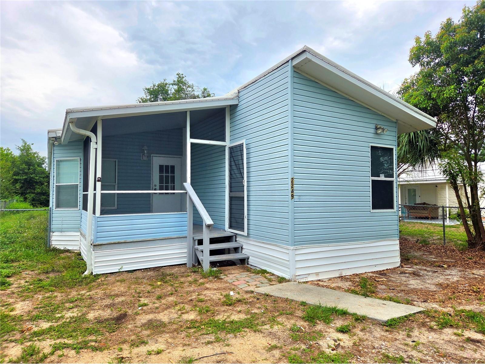 2253 & 2249 Golfview Street Lakeland FL 33801 L4960619 image1