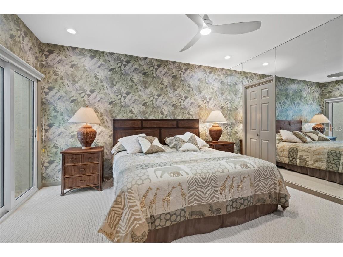 2254 Harbour Court Drive Longboat Key FL 34228 A4667429 image18