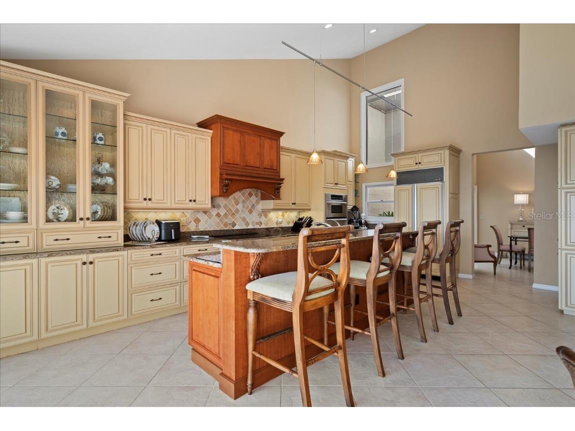 2254 Harbour Court Drive Longboat Key FL 34228 A4667429 image35