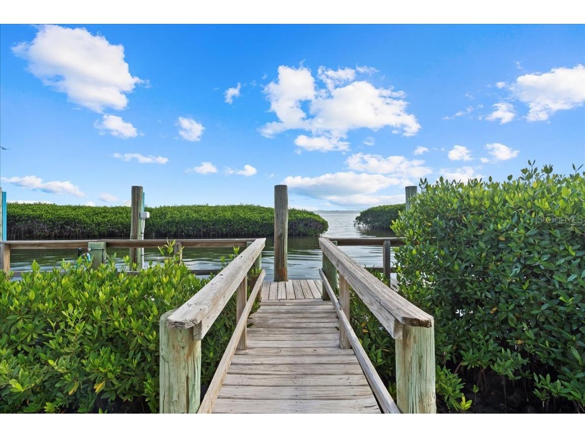 2254 Harbour Court Drive Longboat Key FL 34228 A4667429 image7